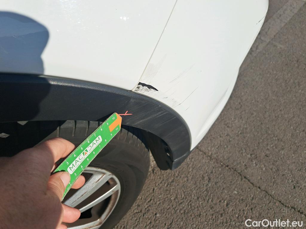  Ford  Kuga FORD  / 2016 / 5P / todoterreno 1.5 EcoBoost 88kW 4x2 Trend+ (CX) #49