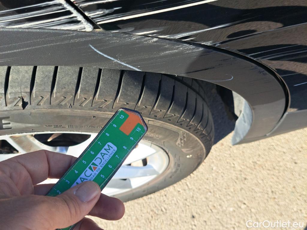  Bmw  X2 BMW  / 2017 / 5P / todoterreno sDrive18d #34