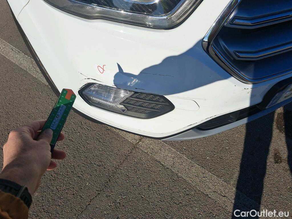  Ford  Kuga FORD  / 2016 / 5P / todoterreno 1.5 EcoBoost 88kW 4x2 Trend+ (CX) #23