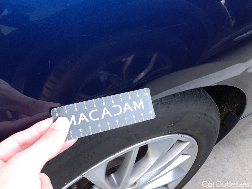  Bmw  Serie 2 BMW  Active Tourer/2018/5P/monovolumen compacto 225xe iPerformance #27