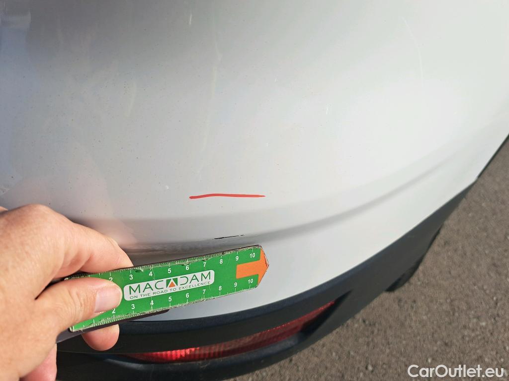  Ford  Kuga FORD  / 2016 / 5P / todoterreno 1.5 EcoBoost 88kW 4x2 Trend+ (CX) #51