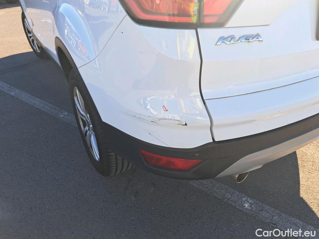  Ford  Kuga FORD  / 2016 / 5P / todoterreno 1.5 EcoBoost 88kW 4x2 Trend+ (CX) #30