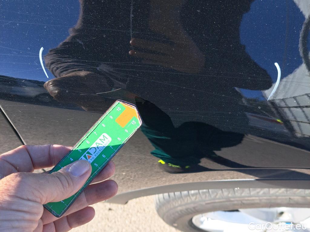  Bmw  X2 BMW  / 2017 / 5P / todoterreno sDrive18d #36