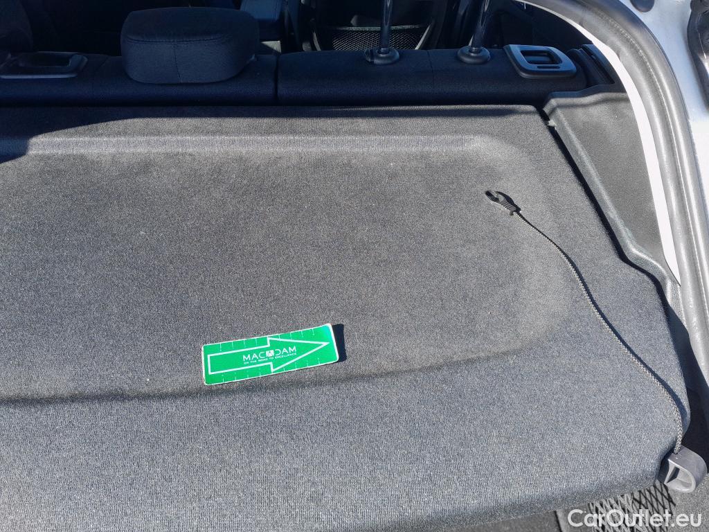  Bmw  Serie 1 BMW  / 2019 / 5P / berlina con portón 116d #10