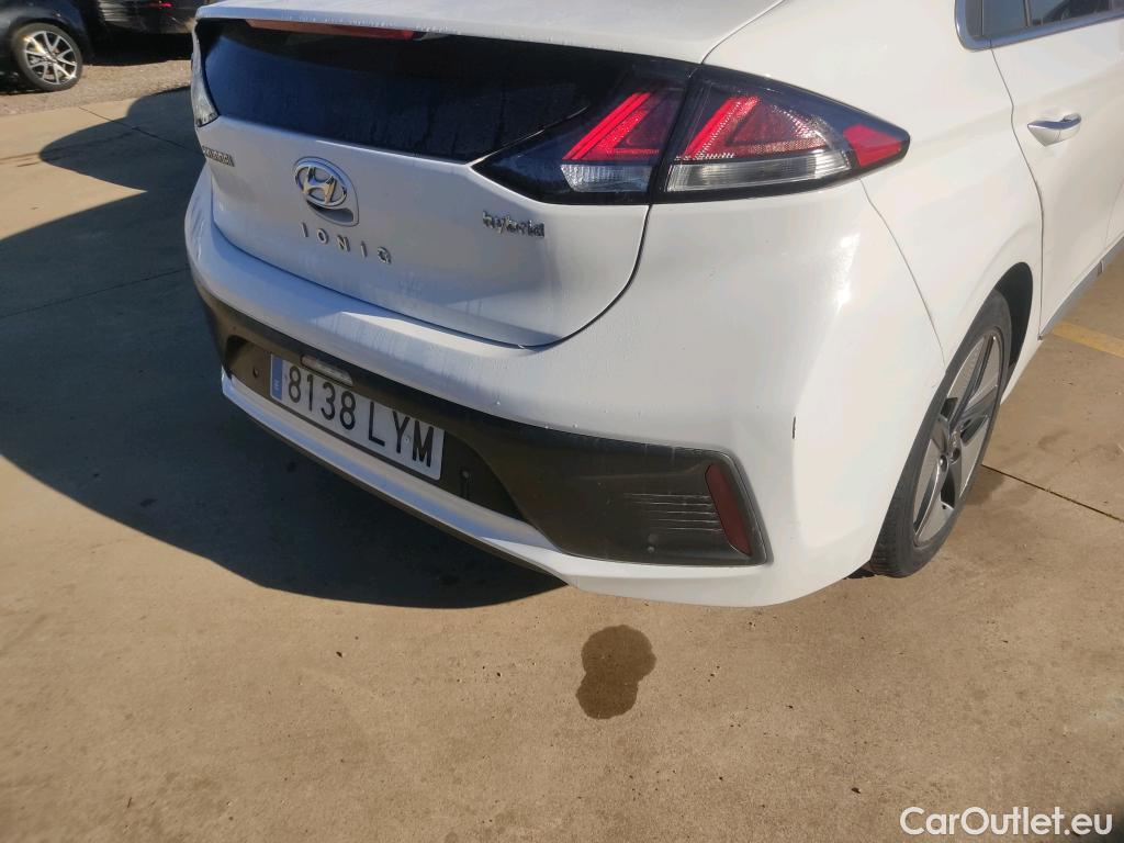  Hyundai   Ioniq HYUNDAI / 2019 / 5P / berlina con portón 1.6 GDI HEV Tecno DCT #6
