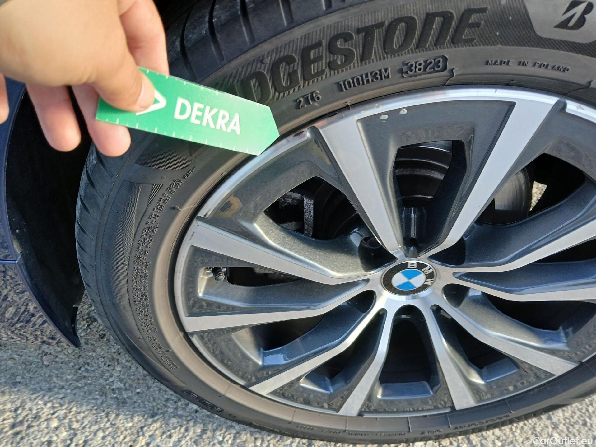  Bmw  Serie 3 BMW  / 2018 / 4P / sedán 320d Auto. #11