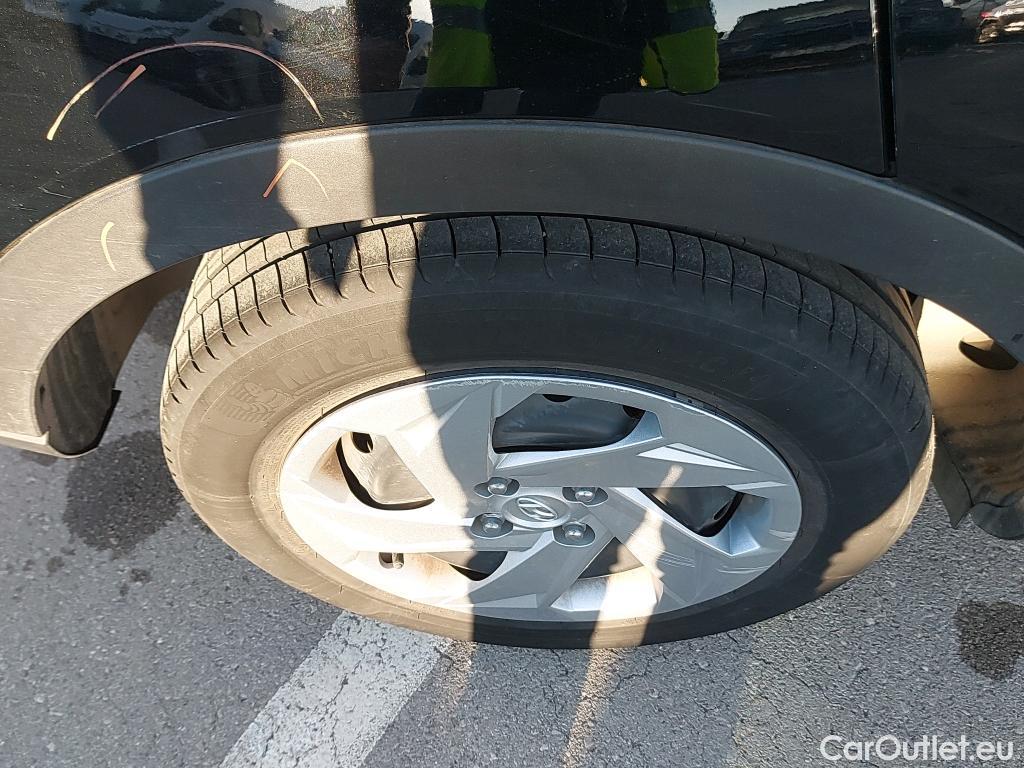  Hyundai  Bayon HYUNDAI  / 2021 / 5P / todoterreno 1.2 MPI Essence #34