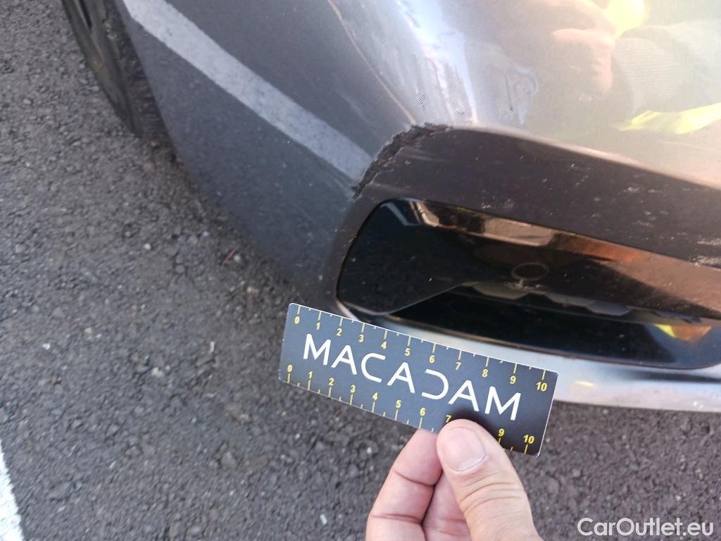  Bmw  Serie 5 BMW  / 2016 / 4P / sedán 520dA #14