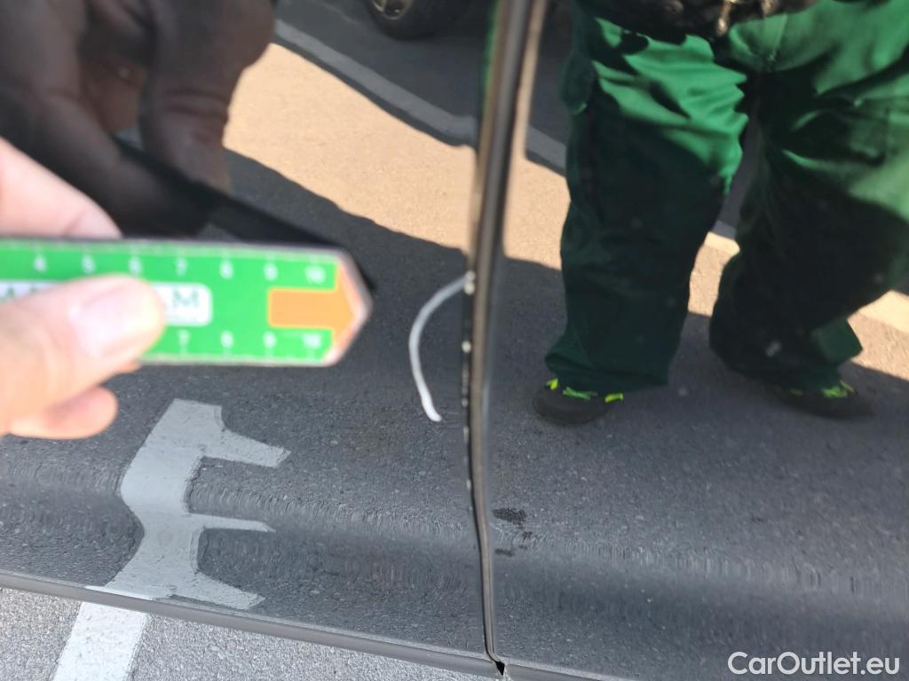  Bmw  X2 BMW  / 2017 / 5P / todoterreno sDrive18d #7