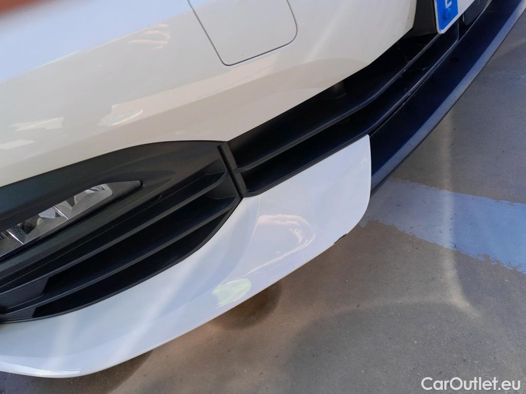  Bmw  Serie 1 BMW  / 2019 / 5P / berlina con portón 116d #22