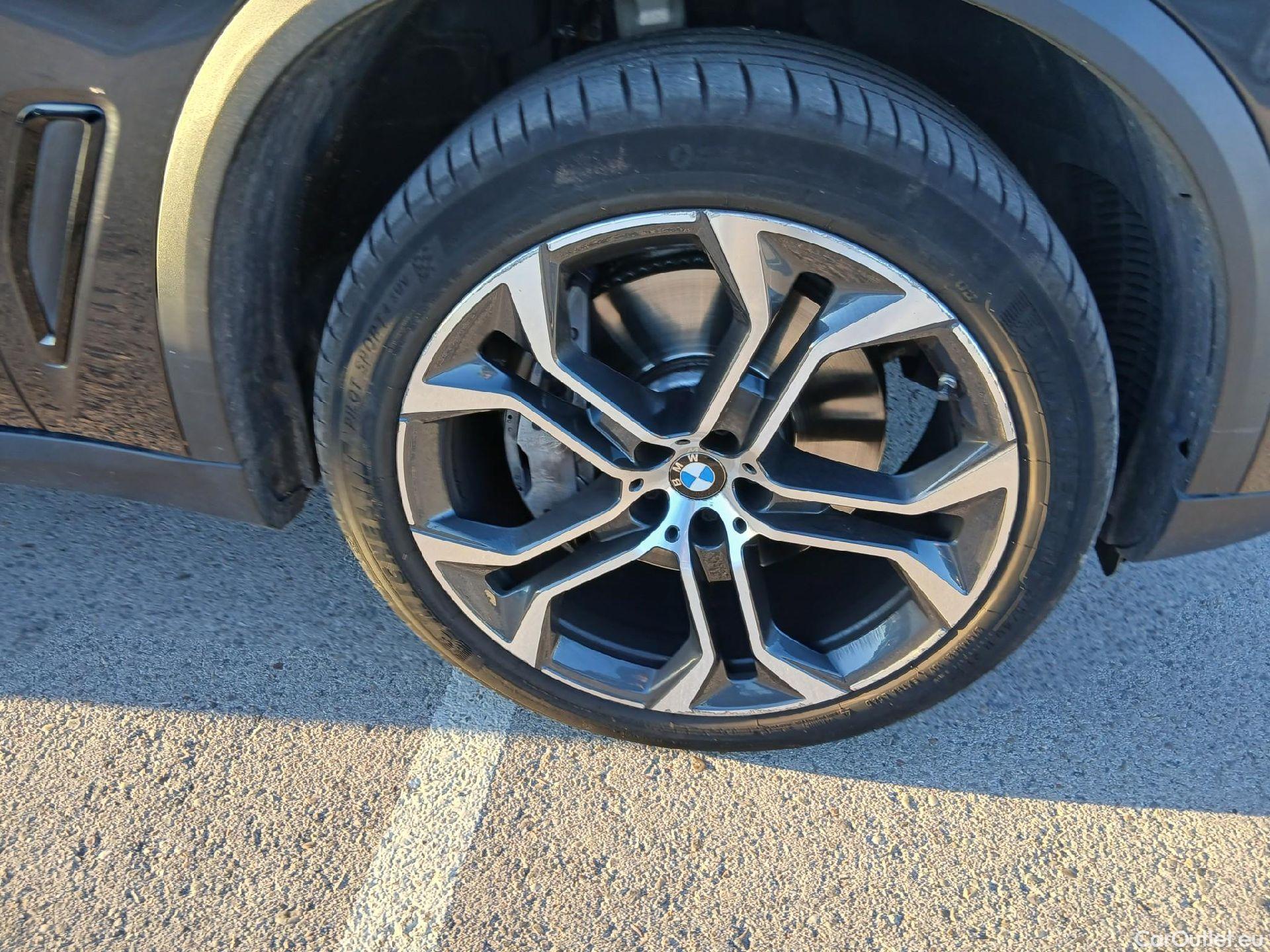  Bmw  X5 BMW  / 2018 / 5P / todoterreno xDrive45e (AC) #48