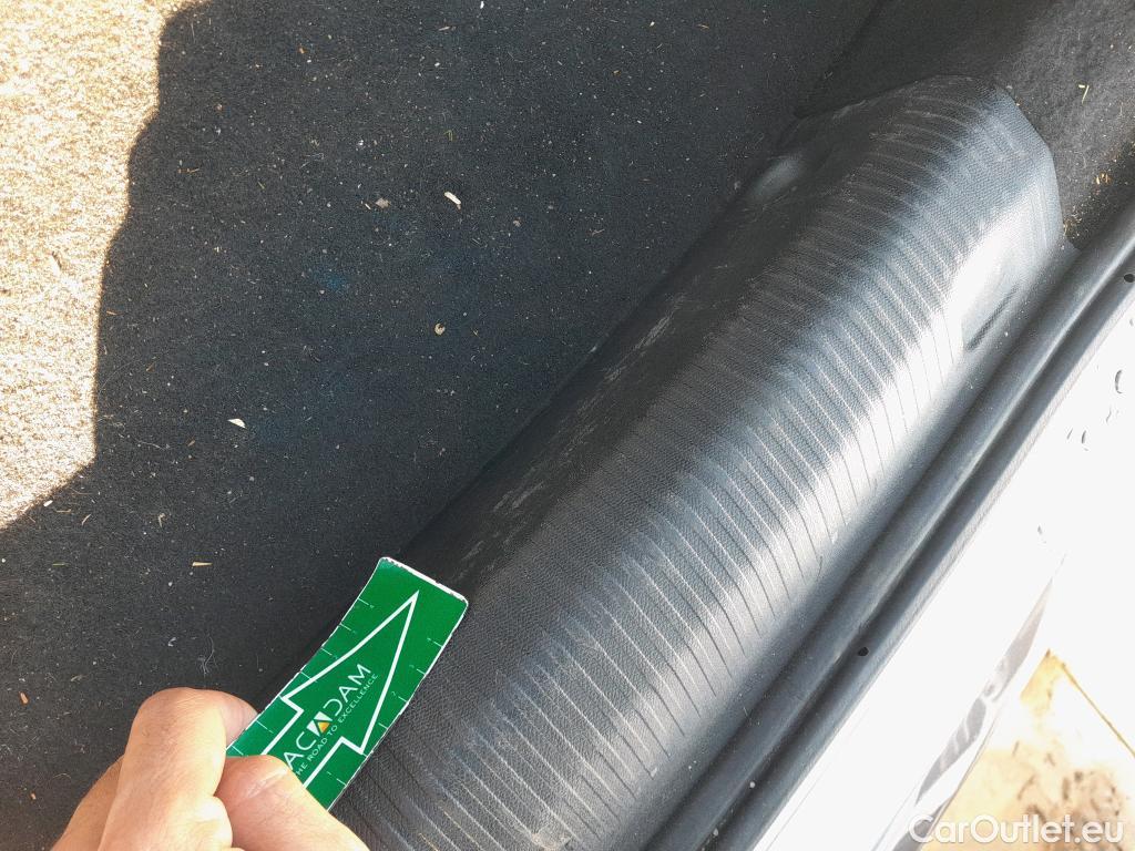  Peugeot  508 PEUGEOT  / 2018 / 5P / berlina con portón 5P Business Line BlueHDi 96kW S&S 6vel #21