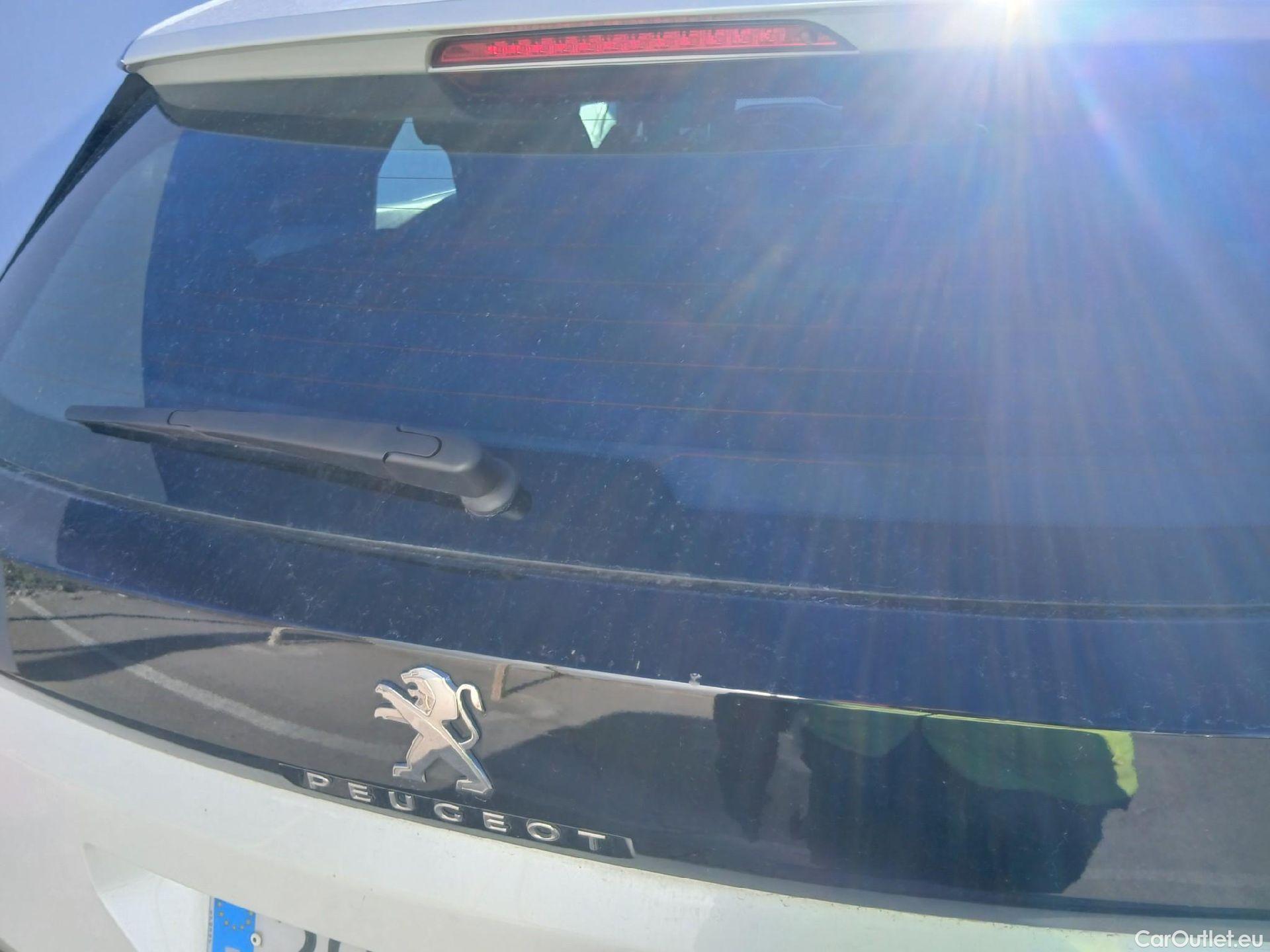  Peugeot  3008 PEUGEOT  / 2020 / 5P / todoterreno 1.5 BlueHDi 96kW (130CV) S&S Active Pack #15