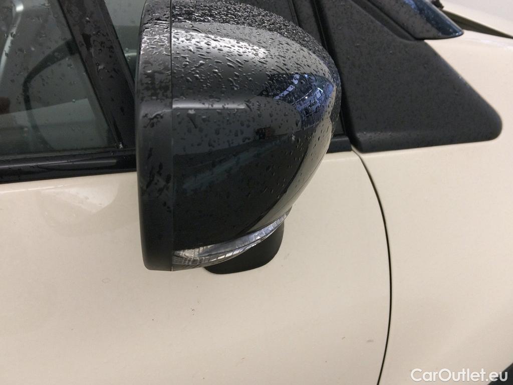  Renault  Captur RENAULT  / 2017 / 5P / crossover Zen TCe 66kW (90CV) -18 (CX) #43