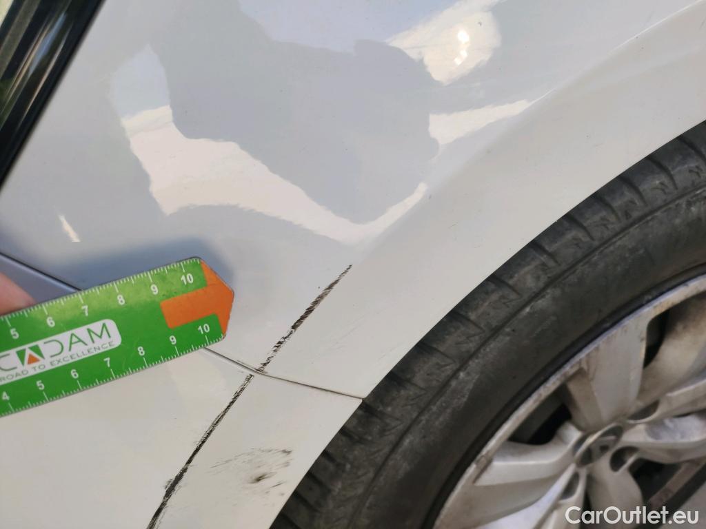  Renault  Clio RENAULT  / 2019 / 5P / berlina con portón Business Blue dCi 63 kW (85CV) #20