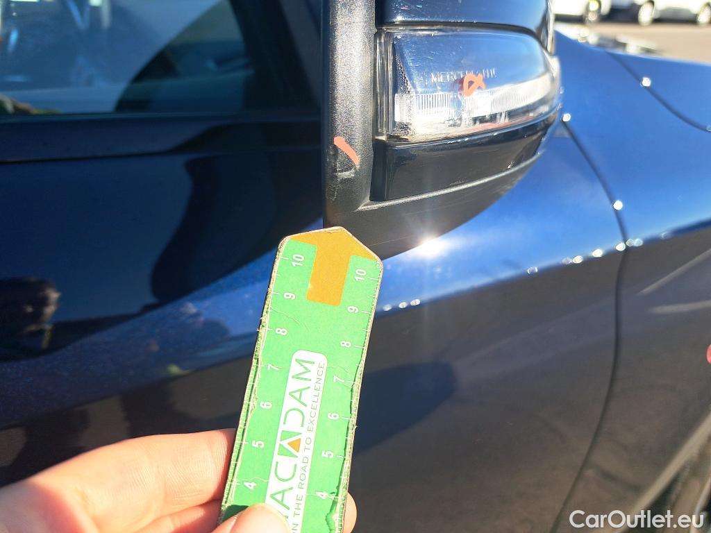  Mercedes  G-Klasee MERCEDES-BENZ GLC Coupé / 2019 / 5P / coupé GLC 220 d 4MATIC #37