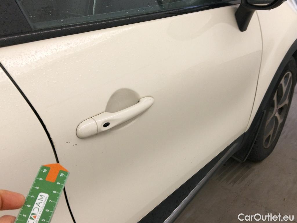  Renault  Captur RENAULT  / 2017 / 5P / crossover Zen TCe 66kW (90CV) -18 (CX) #2