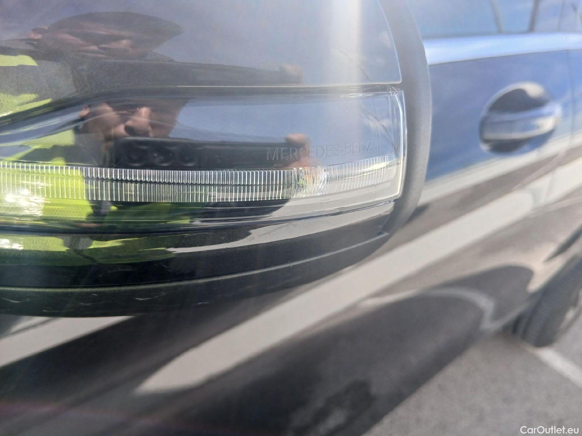  Mercedes  G-Klasee MERCEDES-BENZ GLC Coupé / 2019 / 5P / coupé GLC 300 de 4MATIC #9