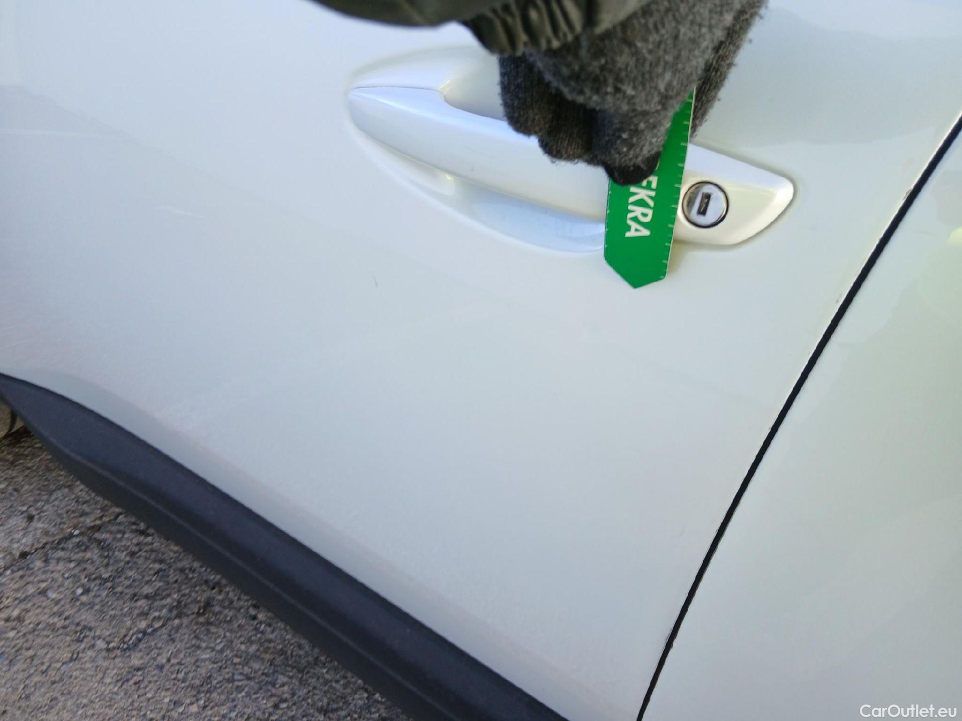  Peugeot  3008 PEUGEOT  / 2020 / 5P / todoterreno 1.5 BlueHDi 96kW (130CV) S&S Active Pack #5