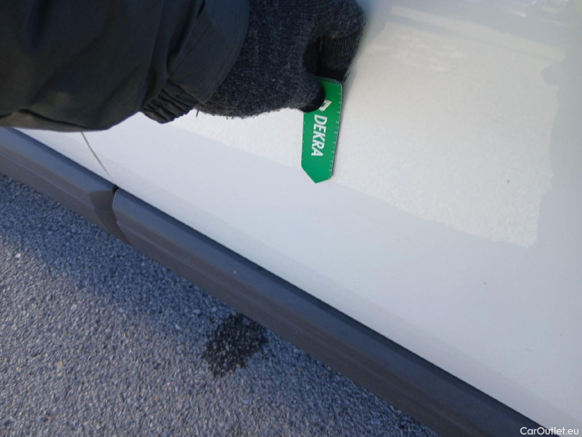  Peugeot  3008 PEUGEOT  / 2020 / 5P / todoterreno 1.5 BlueHDi 96kW (130CV) S&S Active Pack #21