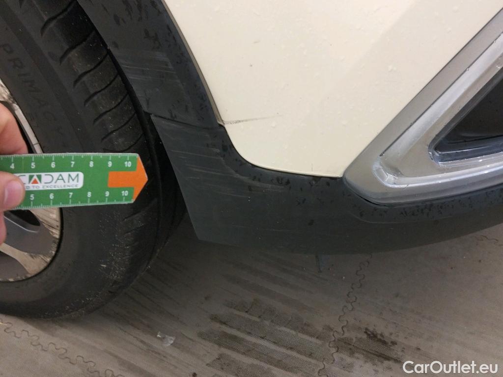  Renault  Captur RENAULT  / 2017 / 5P / crossover Zen TCe 66kW (90CV) -18 (CX) #26