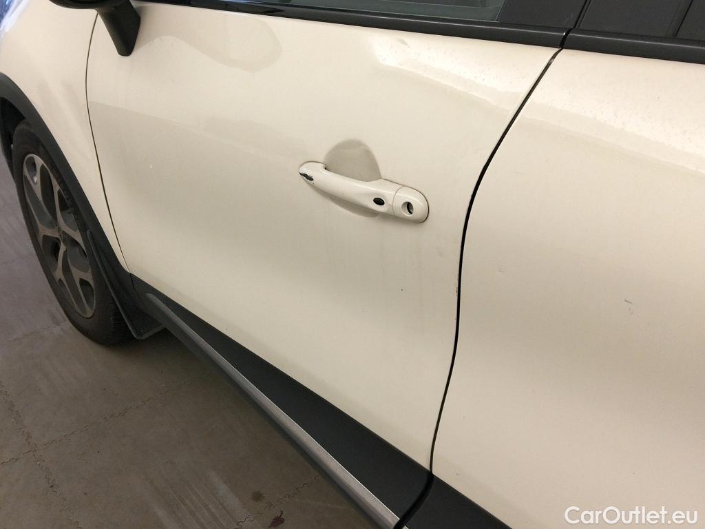  Renault  Captur RENAULT  / 2017 / 5P / crossover Zen TCe 66kW (90CV) -18 (CX) #9