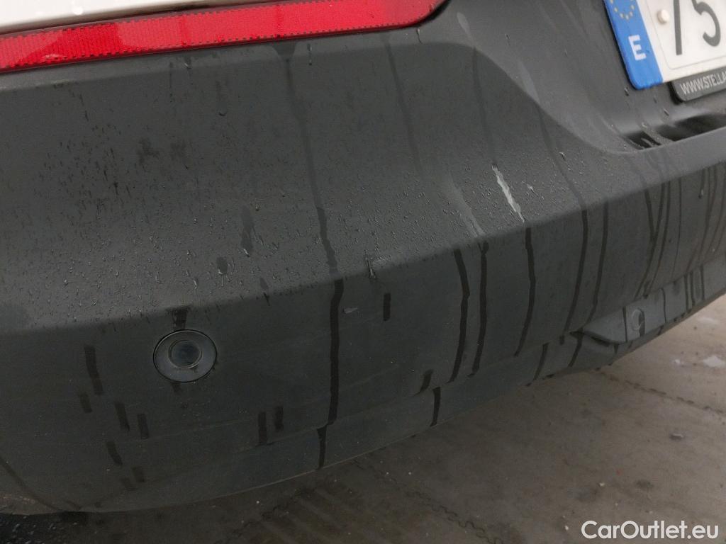  Opel   Grandland X OPEL Grandland / 2021 / 5P / todoterreno 1.5 CDTi Business Edition Auto #3