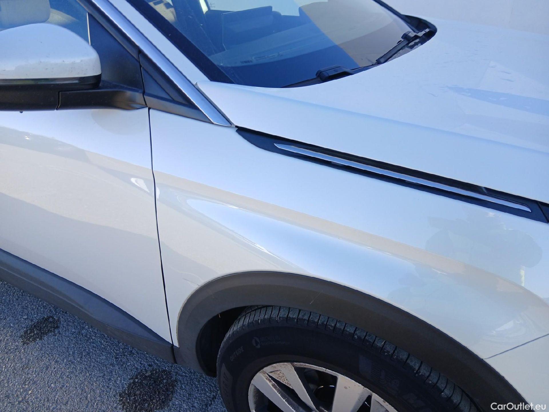  Peugeot  3008 PEUGEOT  / 2020 / 5P / todoterreno 1.5 BlueHDi 96kW (130CV) S&S Active Pack #23