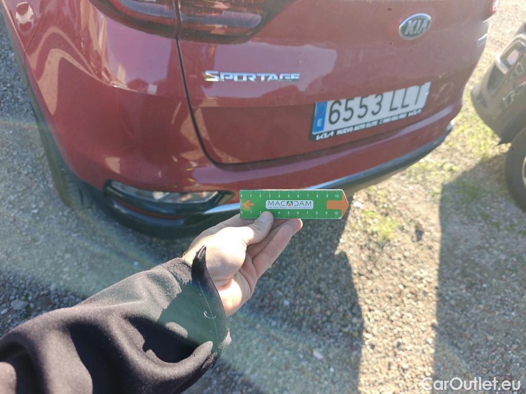  KIA  Sportage KIA  / 2018 / 5P / todoterreno 1.6 MHEV Drive 85kW (115CV) 4x2 #30