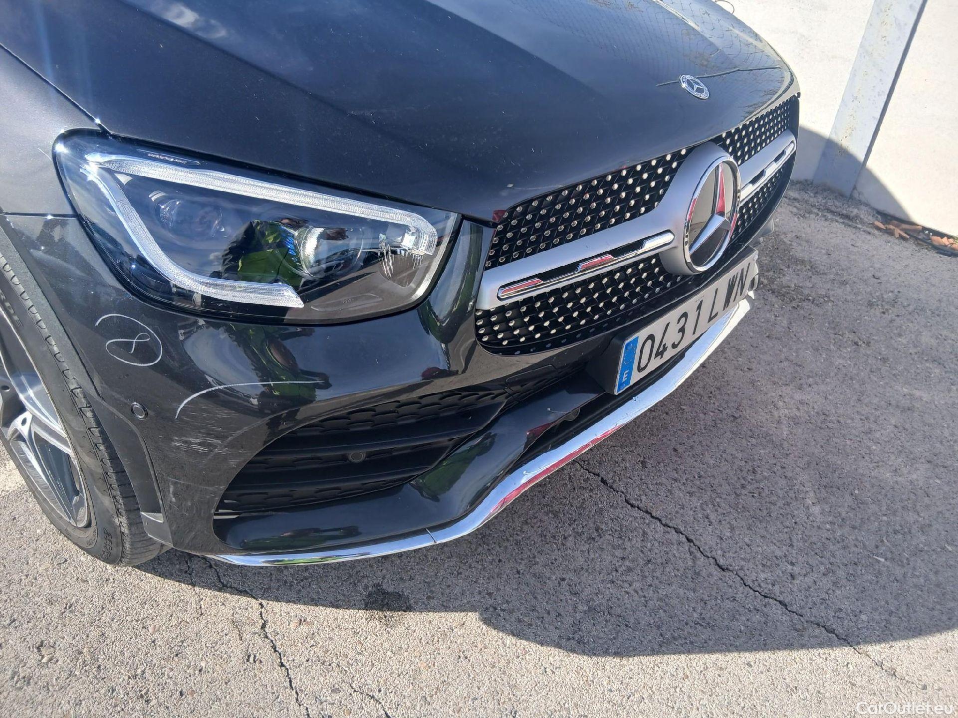  Mercedes  G-Klasee MERCEDES-BENZ GLC Coupé / 2019 / 5P / coupé GLC 300 de 4MATIC #4