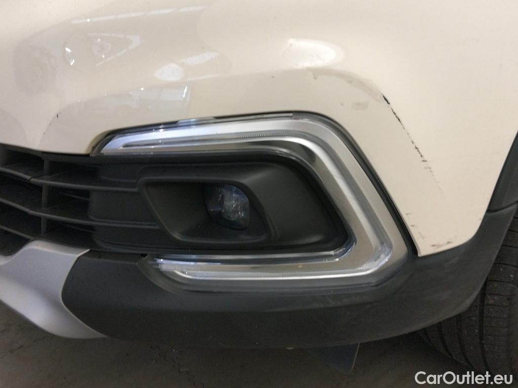  Renault  Captur RENAULT  / 2017 / 5P / crossover Zen TCe 66kW (90CV) -18 (CX) #29