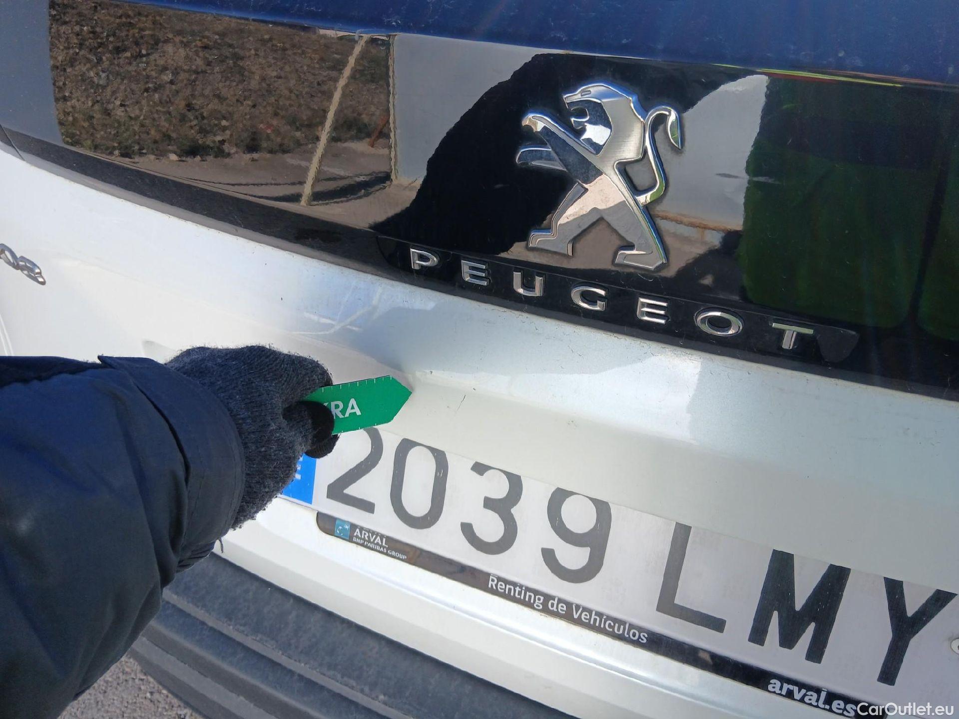  Peugeot  3008 PEUGEOT  / 2020 / 5P / todoterreno 1.5 BlueHDi 96kW (130CV) S&S Active Pack #14