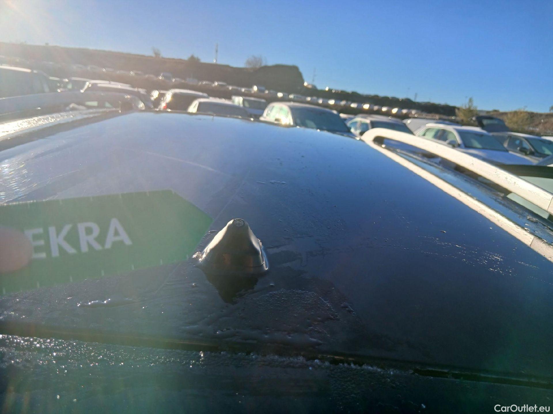  Renault  Megane RENAULT MÉGANE 5p 3G familiar Sp. Tou. Bose Energy dCi 130 S&S Euro 6 #3