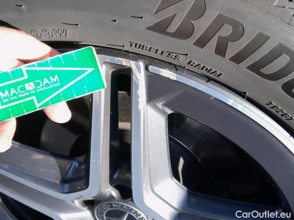  Mercedes  GLB MERCEDES-BENZ  / 2019 / 5P / todoterreno 2.0  220 D 4MATIC DCT 140KW (190CV) #4