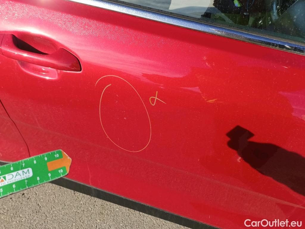  KIA  STONIC KIA  / 2017 / 5P / todoterreno 1.0 T-GDi 88kW (120CV) MHEV iMT Drive #3