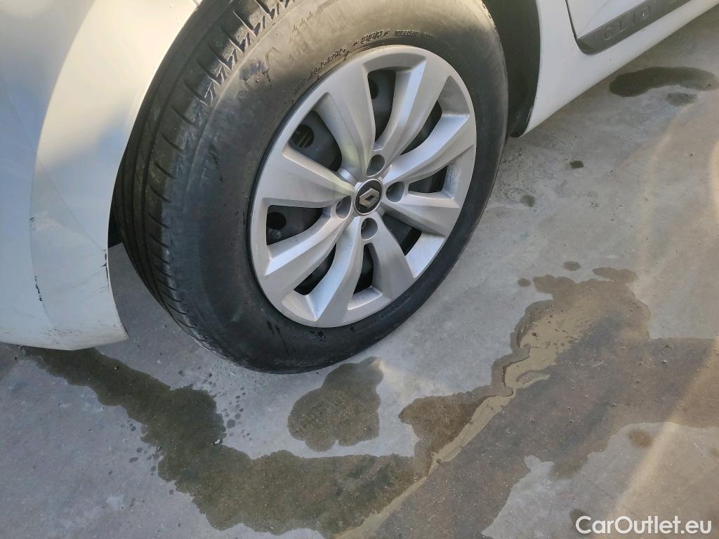  Renault  Clio RENAULT  / 2019 / 5P / berlina con portón Business Blue dCi 63 kW (85CV) #31