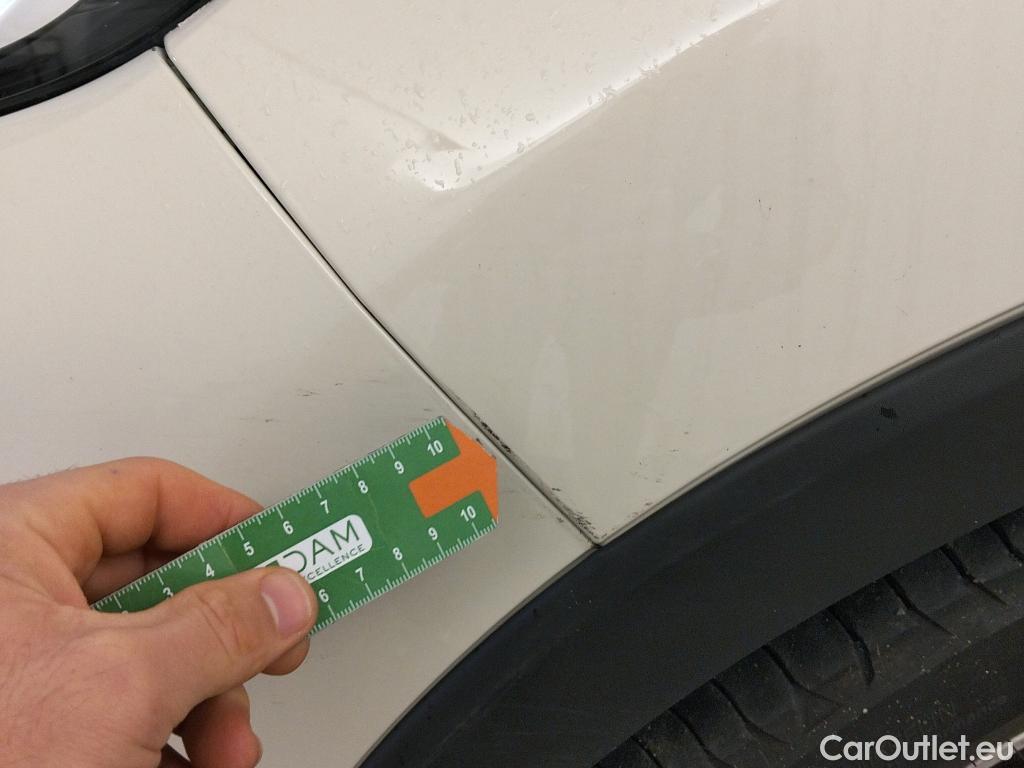  Renault  Captur RENAULT  / 2017 / 5P / crossover Zen TCe 66kW (90CV) -18 (CX) #46