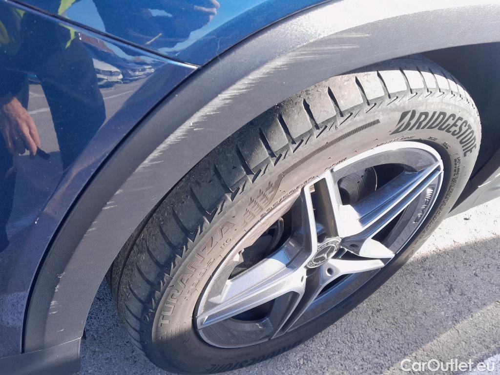  Mercedes  GLB MERCEDES-BENZ  / 2019 / 5P / todoterreno 2.0  220 D 4MATIC DCT 140KW (190CV) #19