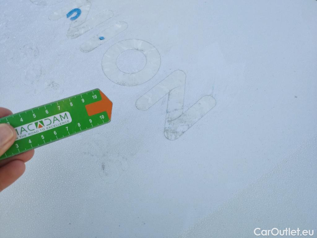  Renault  Clio RENAULT  / 2019 / 5P / berlina con portón Business Blue dCi 63 kW (85CV) #8