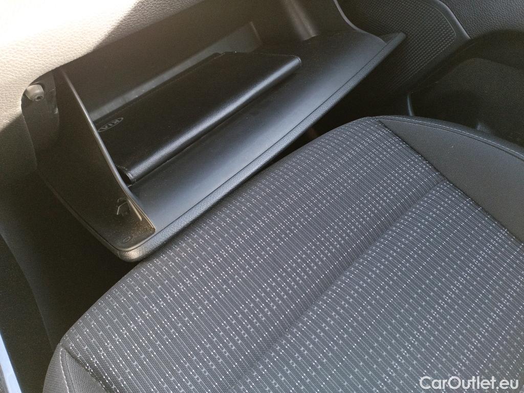  KIA  STONIC KIA  / 2017 / 5P / todoterreno 1.0 T-GDi 88kW (120CV) MHEV iMT Drive #8