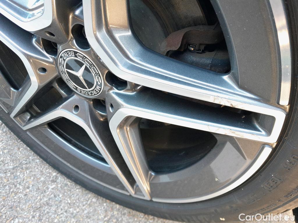  Mercedes  CLA-Klasse MERCEDES-BENZ CLA / 2019 / 4P / coupé CLA 250 e #5