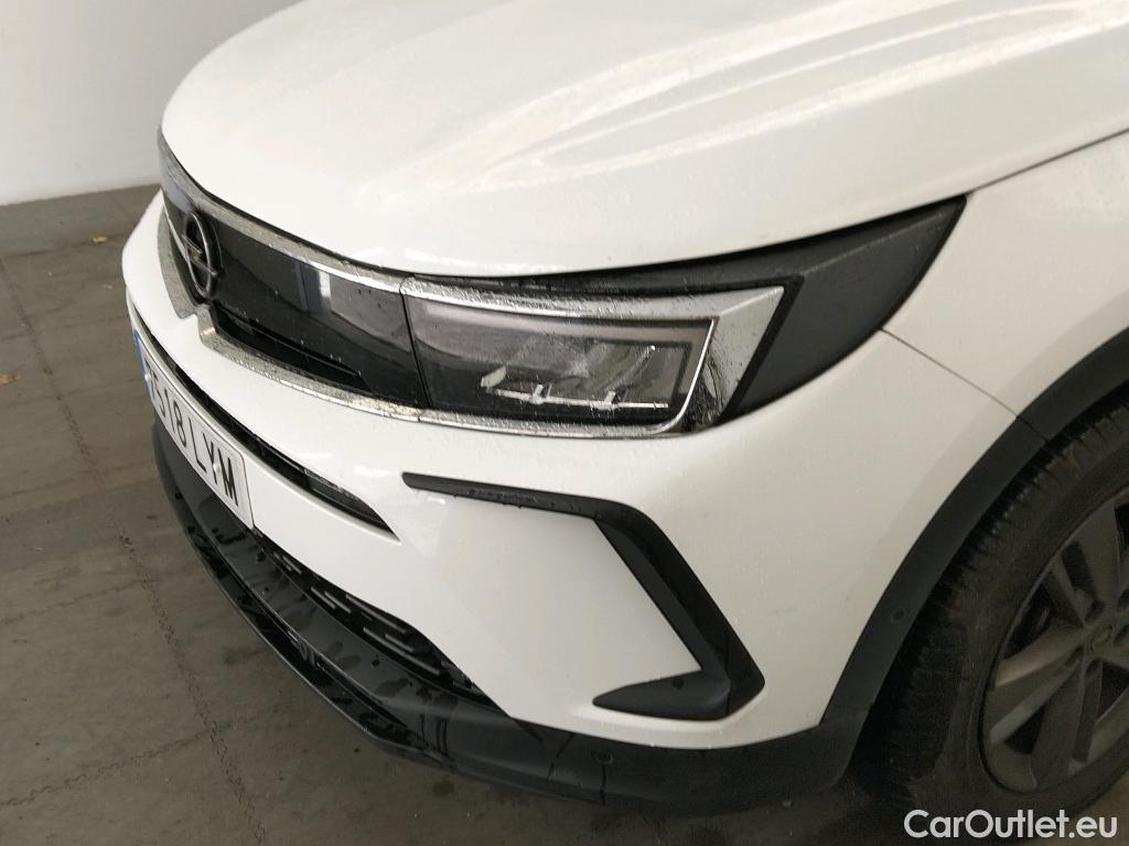  Opel   Grandland X OPEL Grandland / 2021 / 5P / todoterreno 1.5 CDTi Business Edition Auto #9