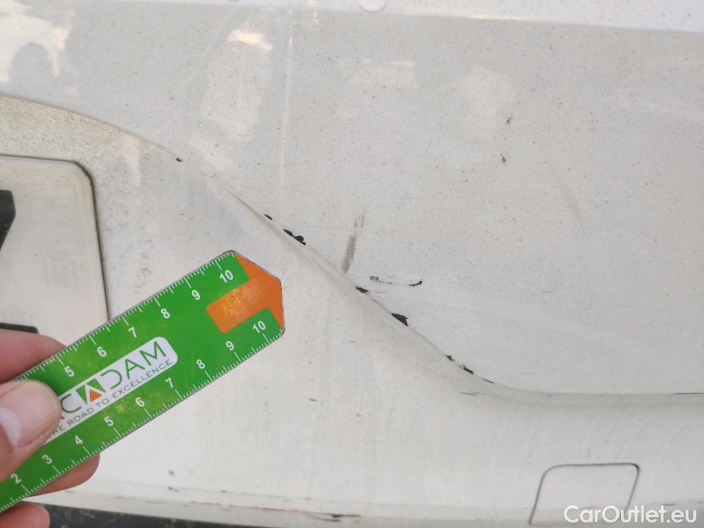  Renault  Clio RENAULT  / 2019 / 5P / berlina con portón Business Blue dCi 63 kW (85CV) #25