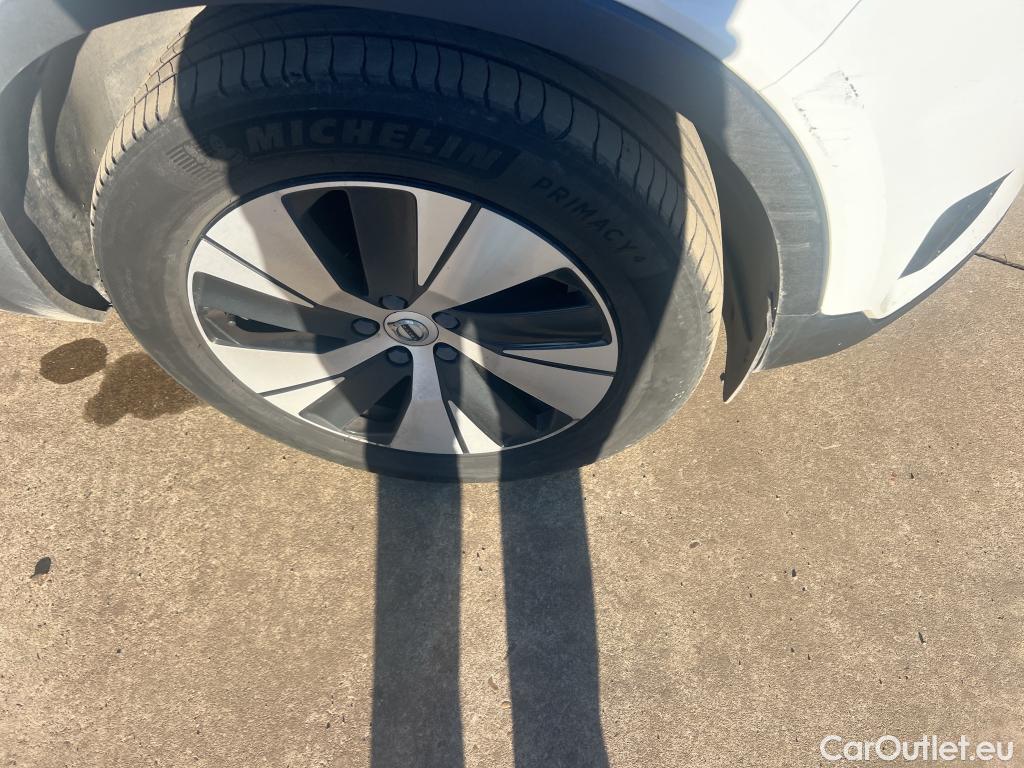  Volvo  XC 40 VOLVO XC40 / 2017 / 5P / todoterreno 2.0 D3 Business Plus Auto #19