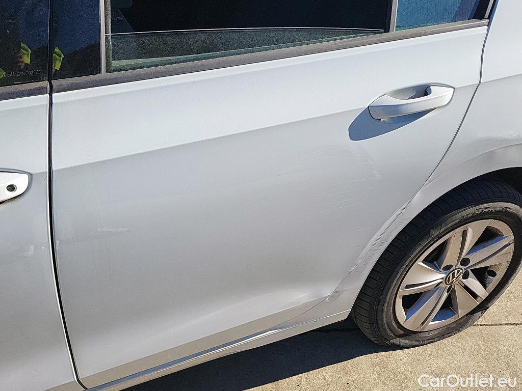  Volkswagen  Golf  VOLKSWAGEN / 2020 / 5P / berlina con portón 1.0 TSI 81kW (110CV) #5