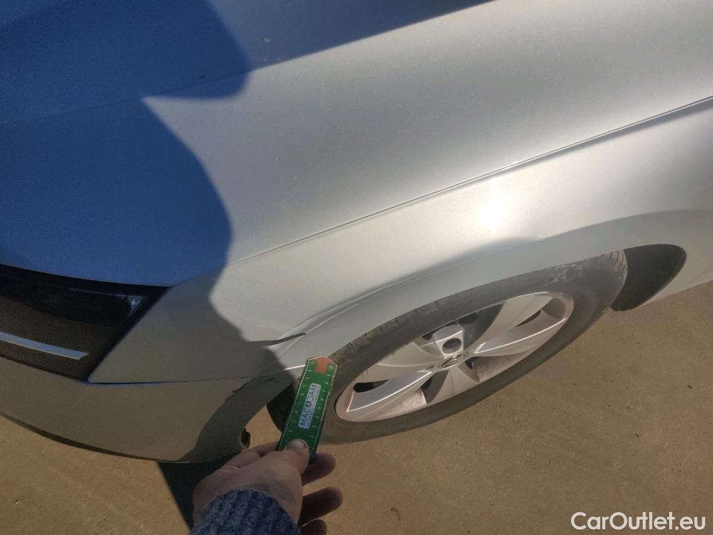  Skoda  Octavia SKODA  / 2020 / 5P / familiar Combi 2.0 TDI 110kW(150CV) DSG Ambition #2