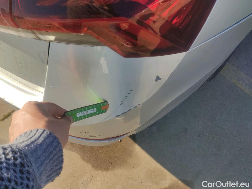  Skoda  Octavia SKODA  / 2020 / 5P / familiar Combi 2.0 TDI 110kW(150CV) DSG Ambition #9