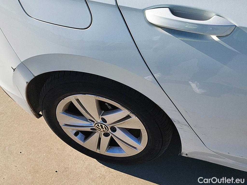  Volkswagen  Golf  VOLKSWAGEN / 2020 / 5P / berlina con portón 1.0 TSI 81kW (110CV) #7