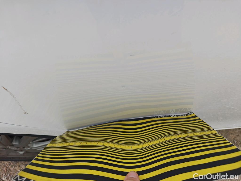  Toyota  Yaris TOYOTA  / 2017 / 5P / berlina con portón 1.5 100H Active Tech #29