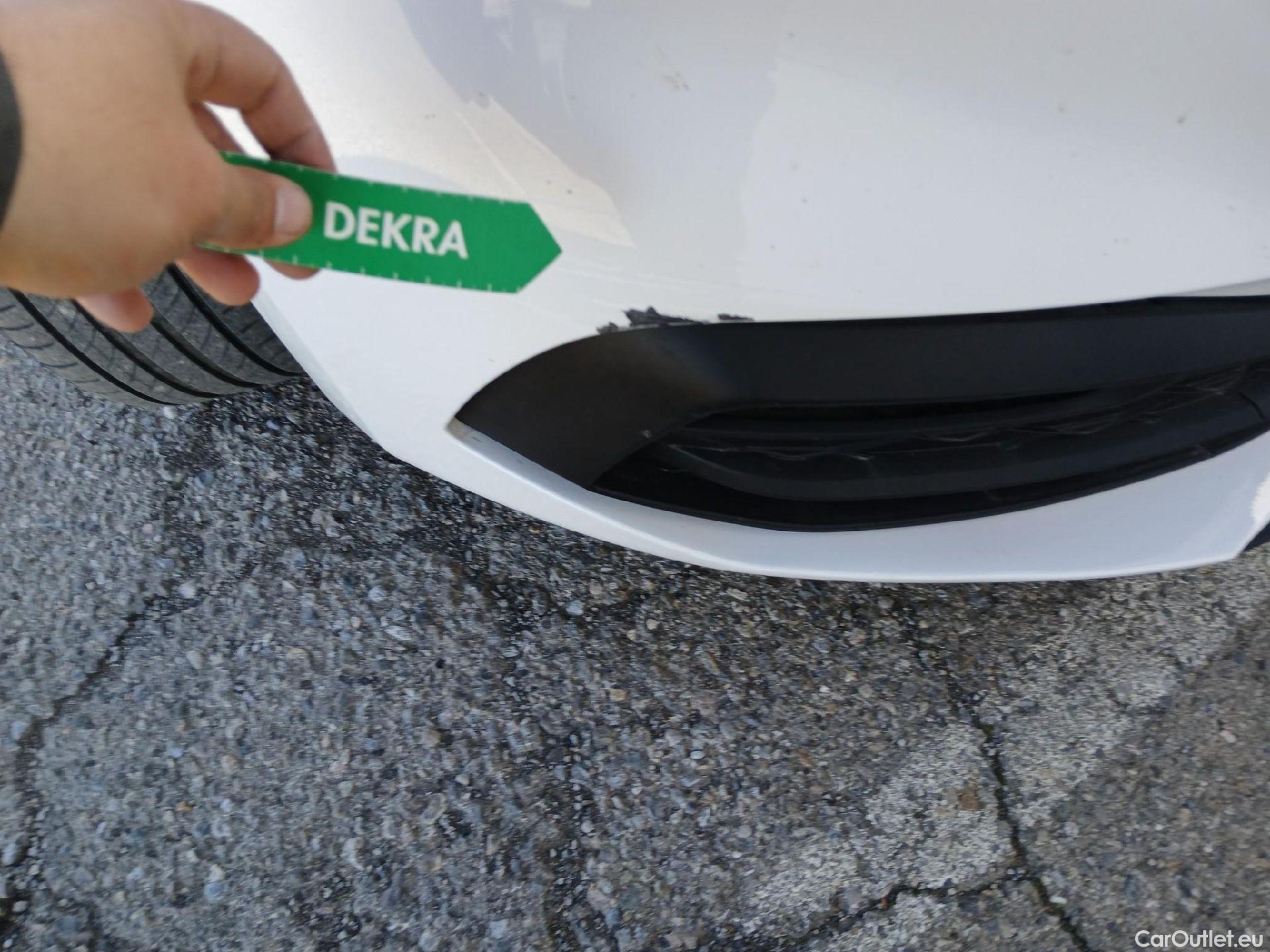  Land Rover  Discovery SEAT Nuevo León / 2020 / 5P / berlina con portón 2.0 TDI 85kW S&S Style Go (AC3) #5